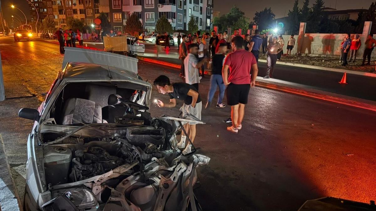 Mersin'de trafik kazasnda 1 kii ld, 8 kii yaraland