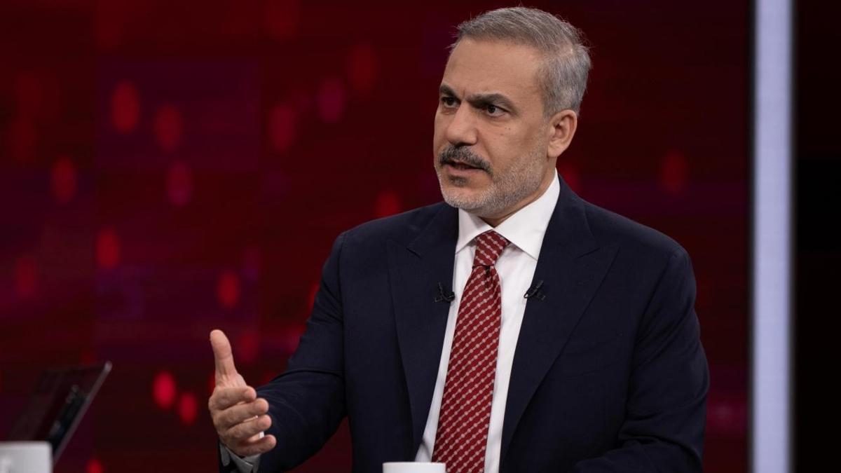 Bakan Fidan'dan srail mesaj: Saldrgan politikas tm blgeyi hedef alyor