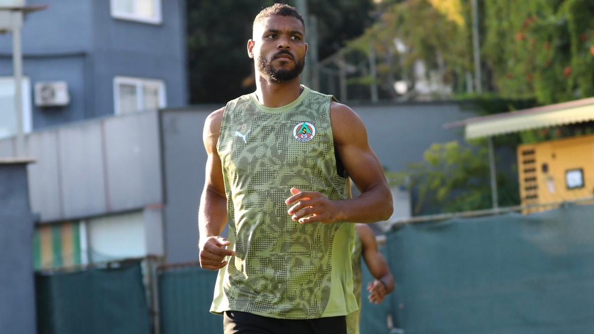 Alanyaspor'da Fenerbahe mesaisi balad