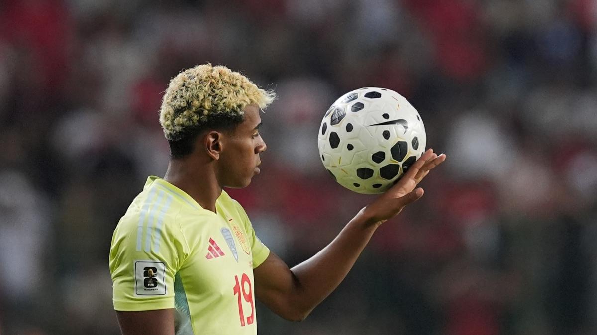 Barcelona'da Lamine Yamal belirsizlii