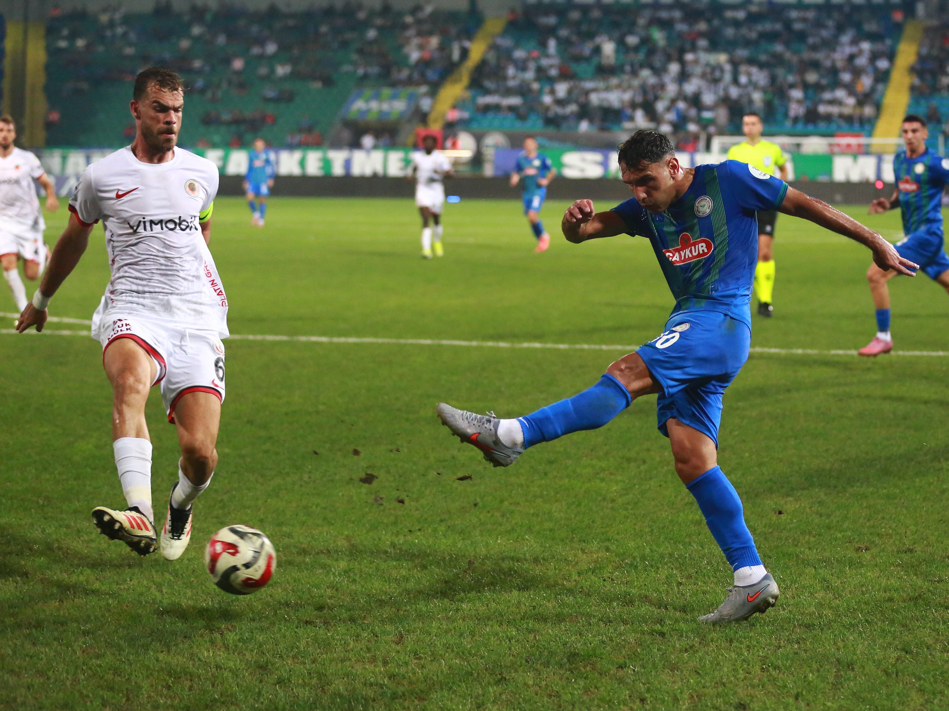Çaykur Rizespor uzatmalarda kazandı