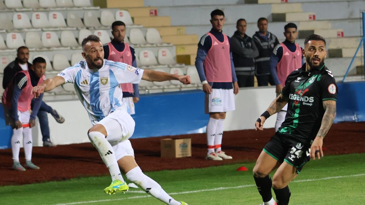 Erzurumspor ile Sakaryaspor yeniemedi