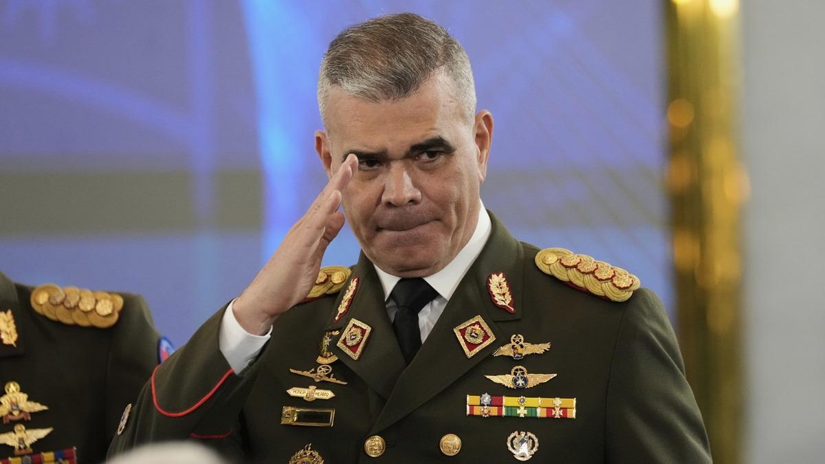 Venezuela: ABD, Karayipler'de istihbarat uular gerekletiriyor