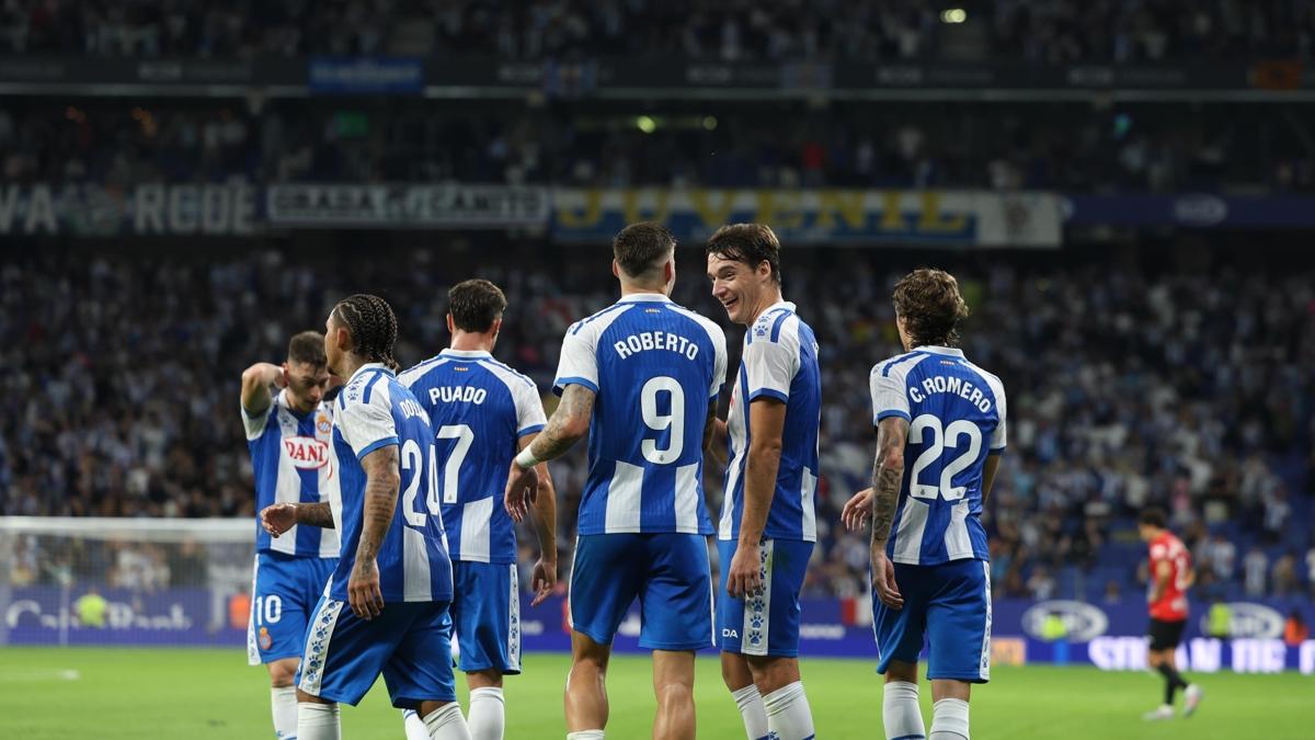 Espanyol evinde hata yapmad
