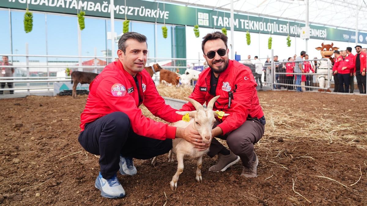 St sam robotlarndan VR deneyimine: Akll tarm teknolojileri TEKNOFEST'te