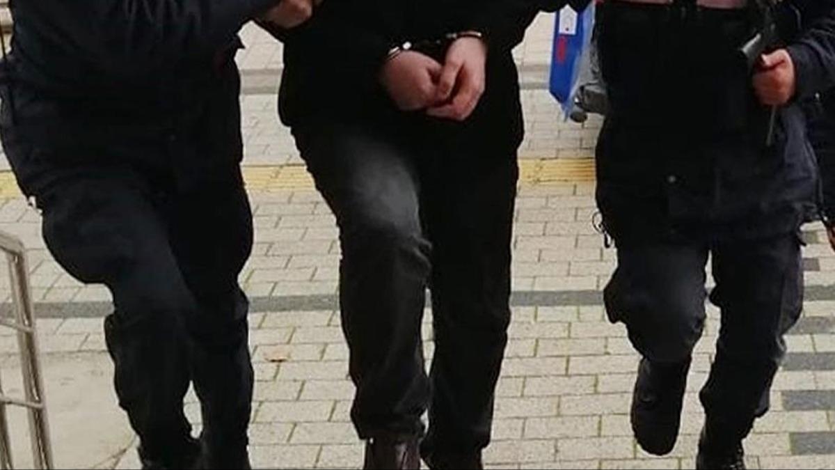 Edirne'de biri FET phelisi 4 kii yakaland