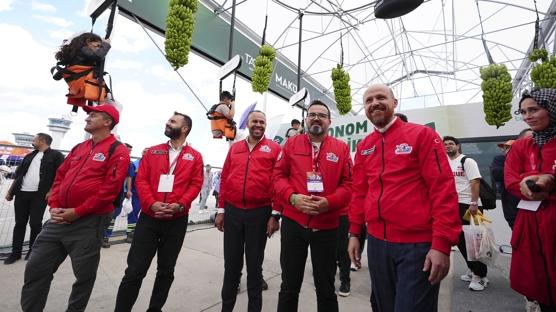 İlim Yayma Vakfı Mütevelli Heyeti Başkanı Bilal Erdoğan, TEKNOFEST'i ziyaret etti