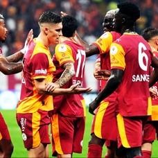 Galatasaray Frankfurt deplasmanında