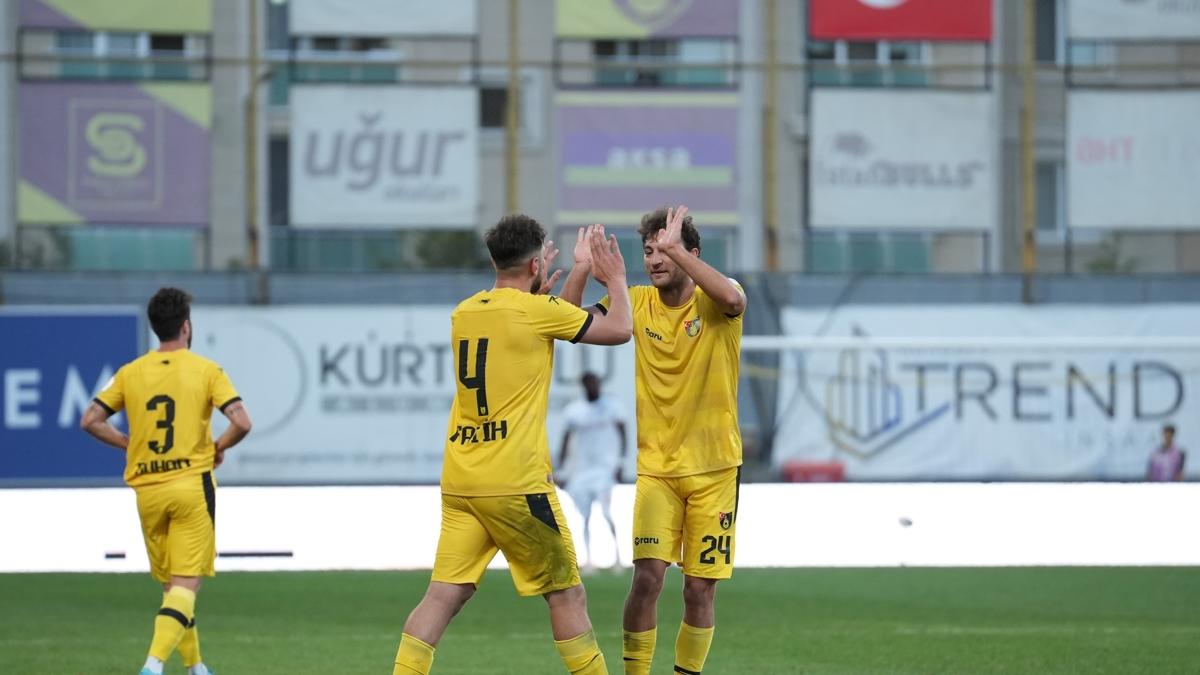 stanbulspor, orum FK engelini 3 golle at