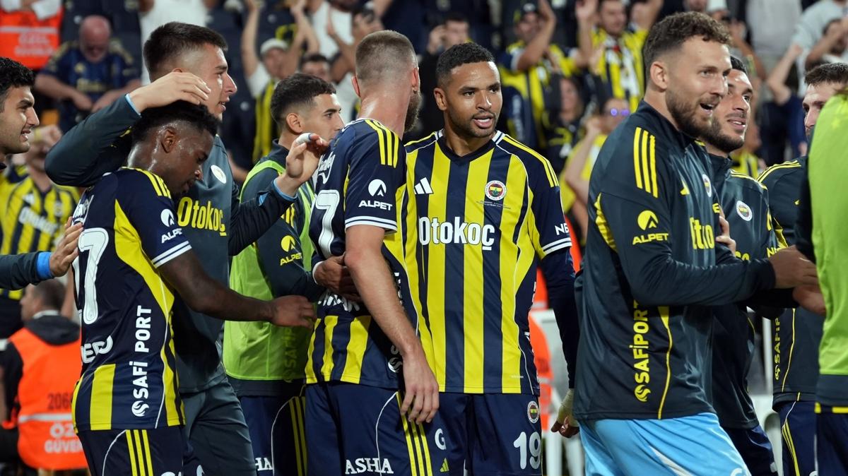 Kasmpaa ile Fenerbahe, 45. kez kar karya gelecek 