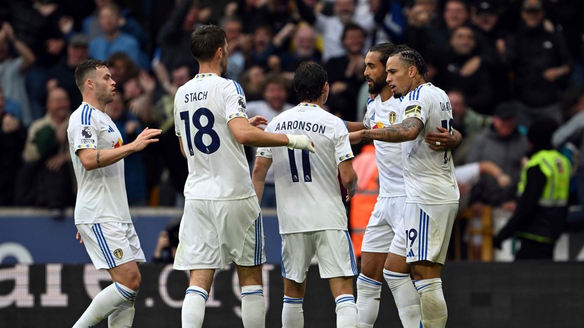 Leeds United, Wolverhampton' deplasmanda devirdi