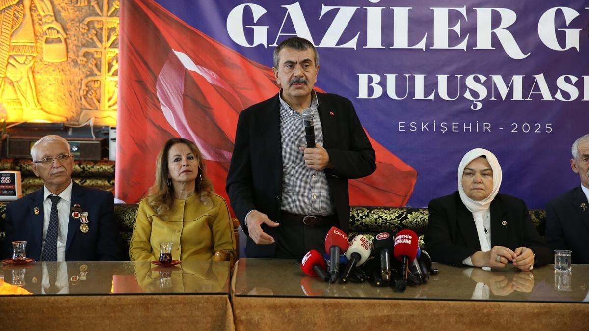 Bakan Tekin: Trkiye Yzyl Maarif Modeli'nde ehitlerimize vefa var