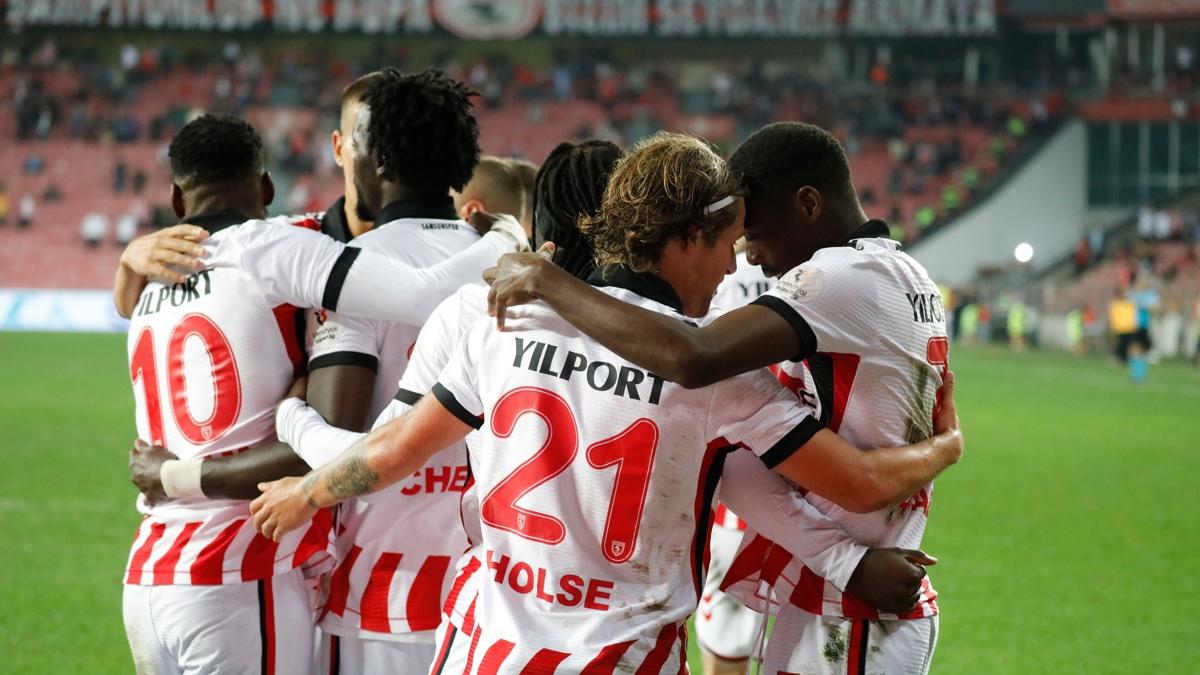 Samsunspor son anlarda kazand