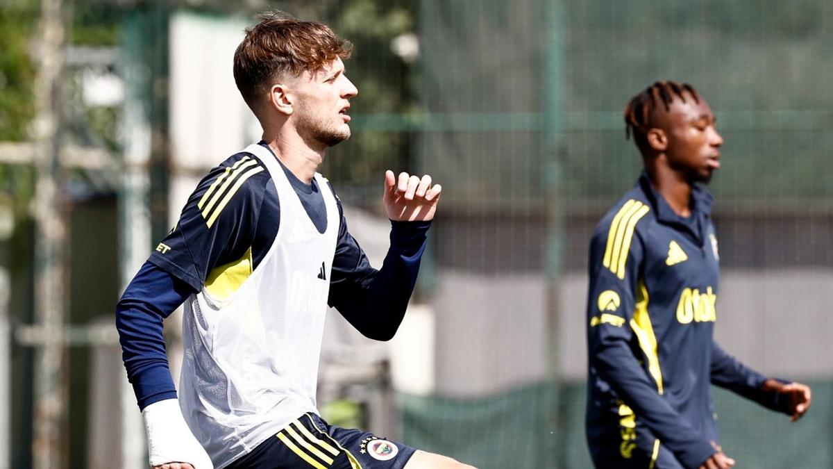 Fenerbahe'de Avrupa Ligi mesaisi balad