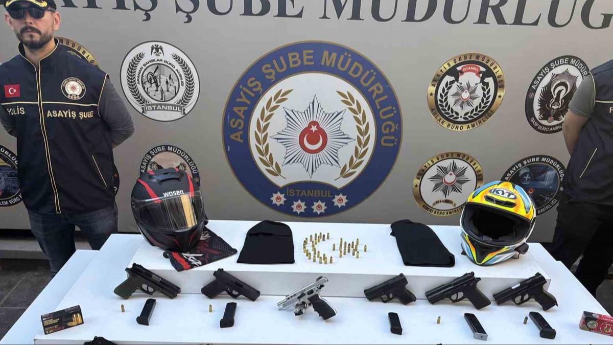 stanbul merkezli 3 ilde operasyon: 44 pheli gzaltnda