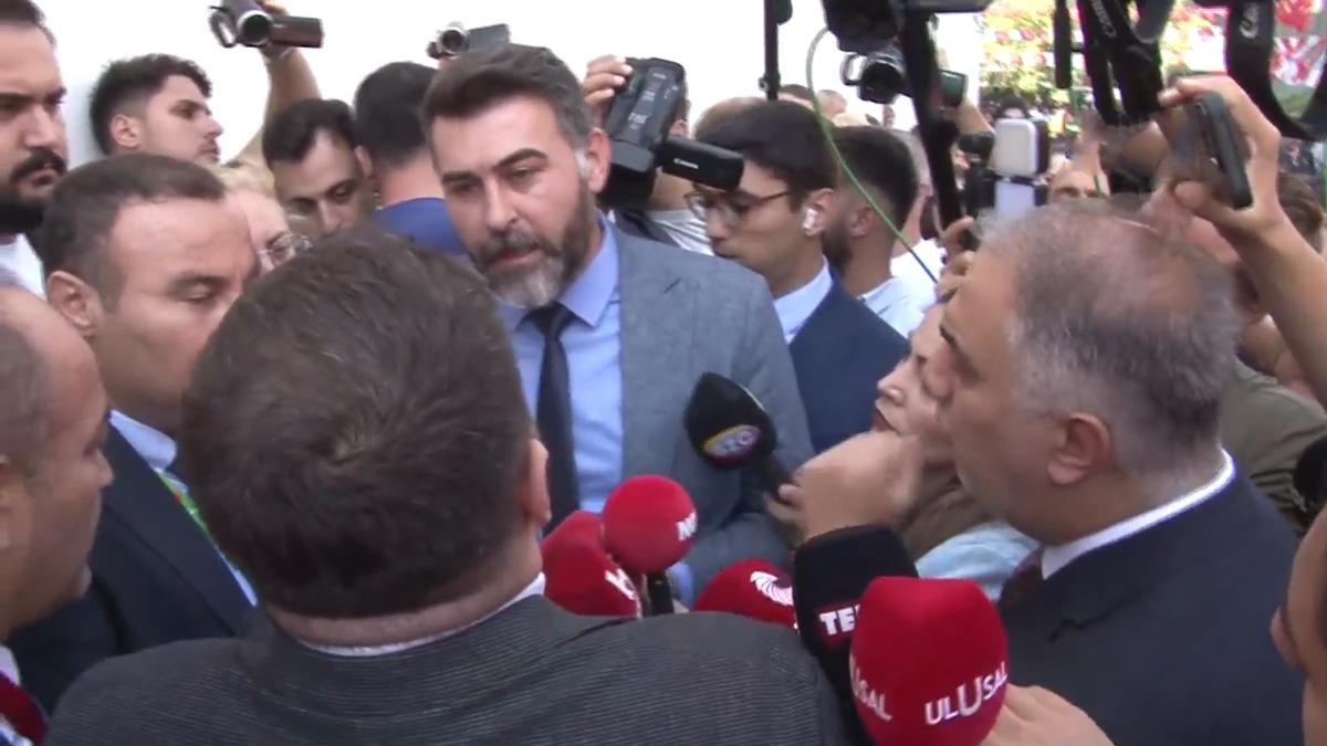 CHP korsan seimde srarc! Kongrede gerginlik kt