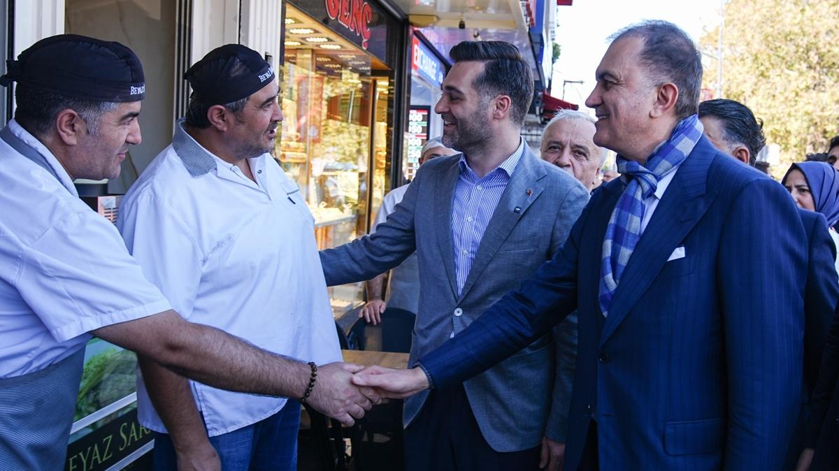AK Parti Szcs elik, skdar'da 'Trkiye Yzyl Bulumalar' kapsamnda esnaf ziyaret etti