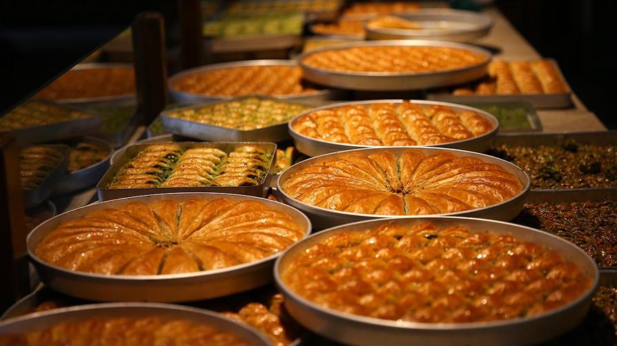 Baklavada gıda boyası skandalı