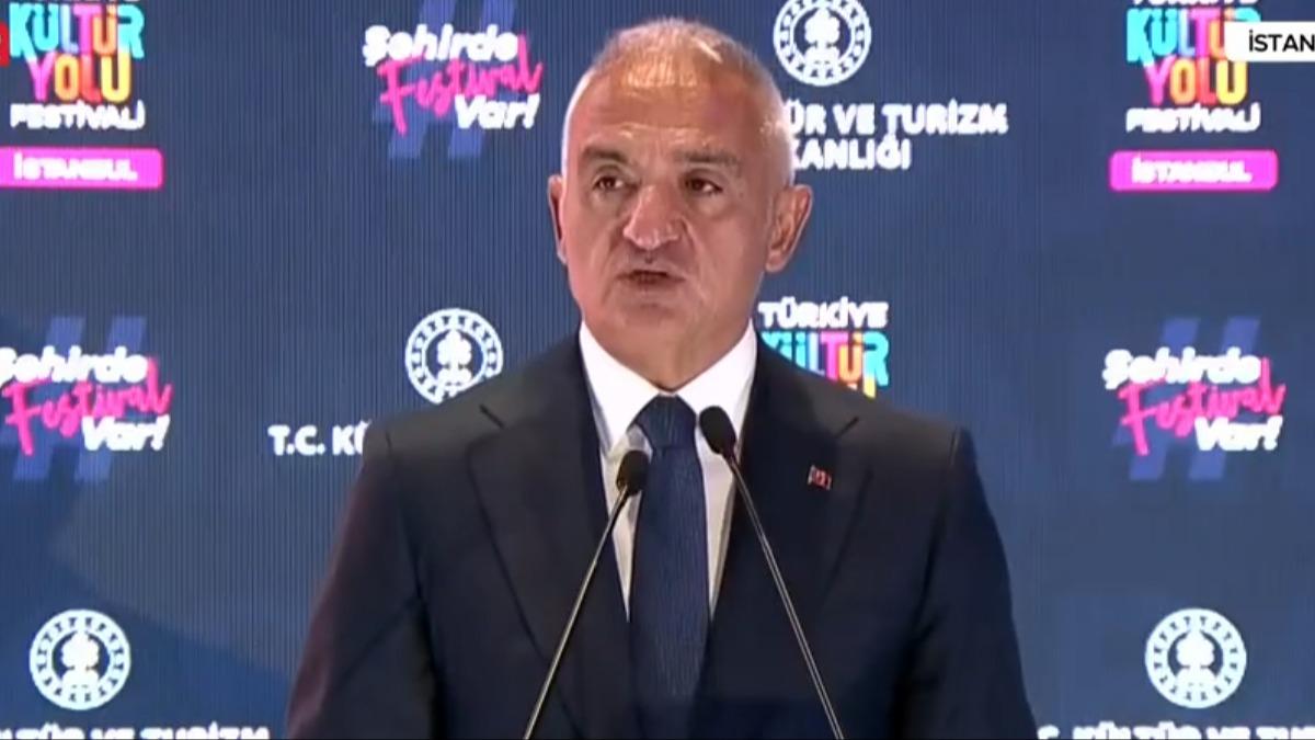 stanbul'da kltr yolu festivali cokusu! Bakan Ersoy: Yerel ve geleneksel deerleri n plana karyoruz