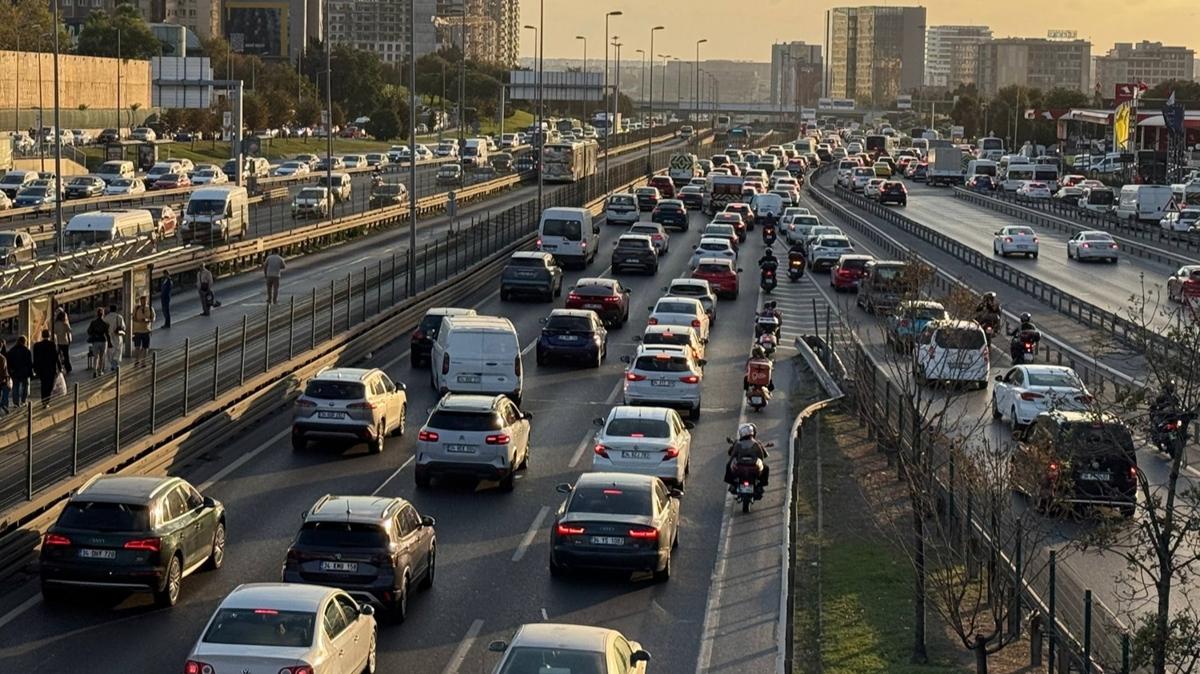 stanbul'da trafik younluu yzde 74'e ulat 