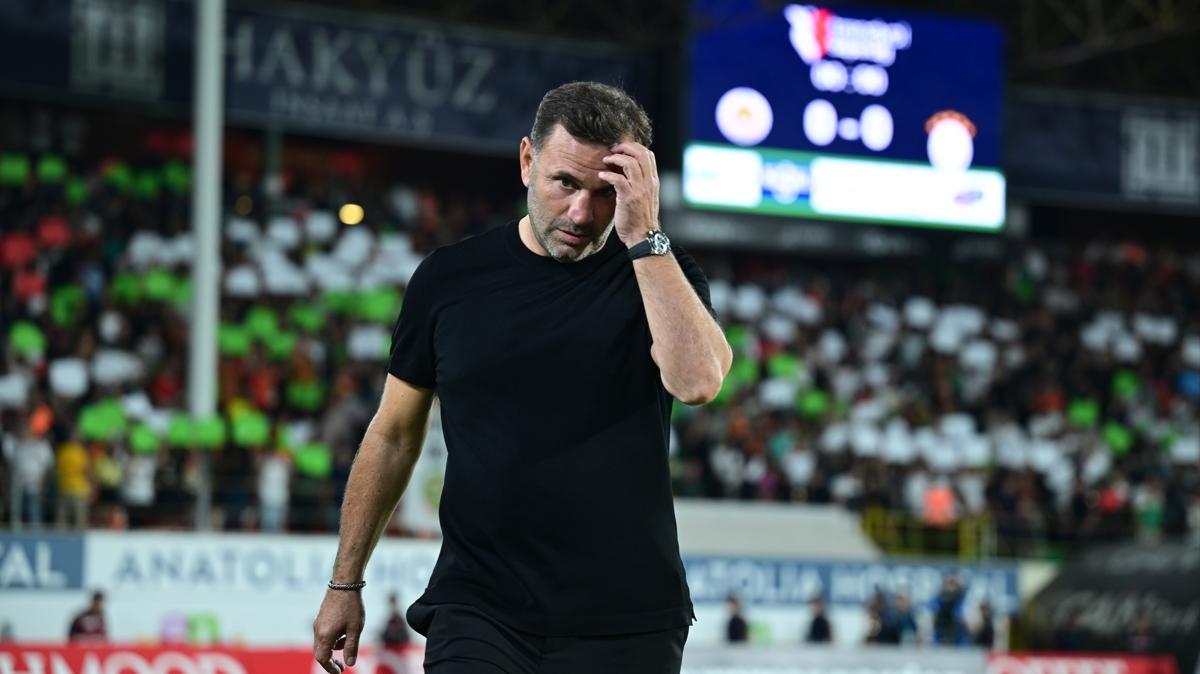 Okan Buruk'tan Alanya'da 3 farkl isim