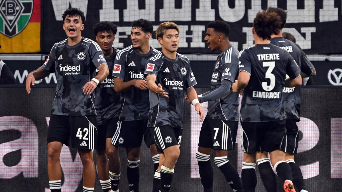 Bundesliga'da lgn ma! Eintracht Frankfurt 6 golle kazand