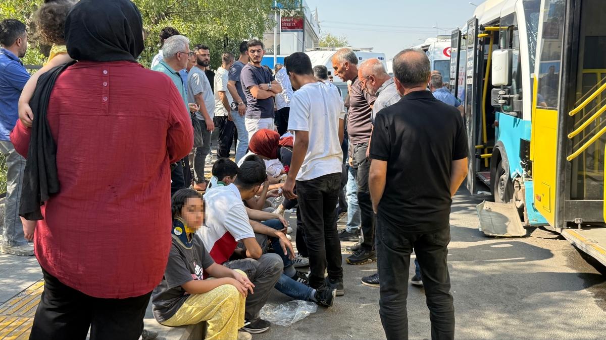 Diyarbakr'da freni patlayan halk otobs dehet sat: 25 yaral