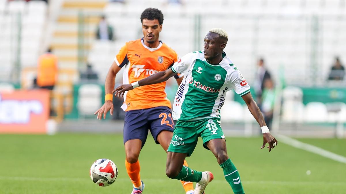 Baakehir'den hakem paylam: Trk futbolunda bugn elle asist yapld