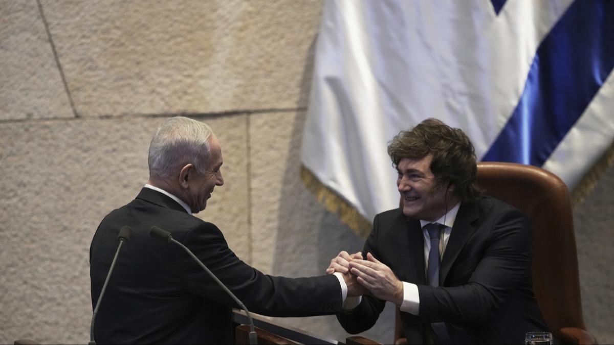 Milei geri adm att! Halk tepkisi Netanyahu ziyaretini engelledi