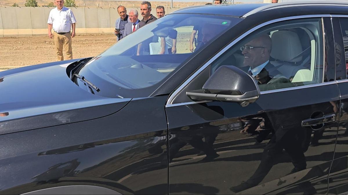 ehir trafiine neter: Bakan imek TOGG ile al yapt 