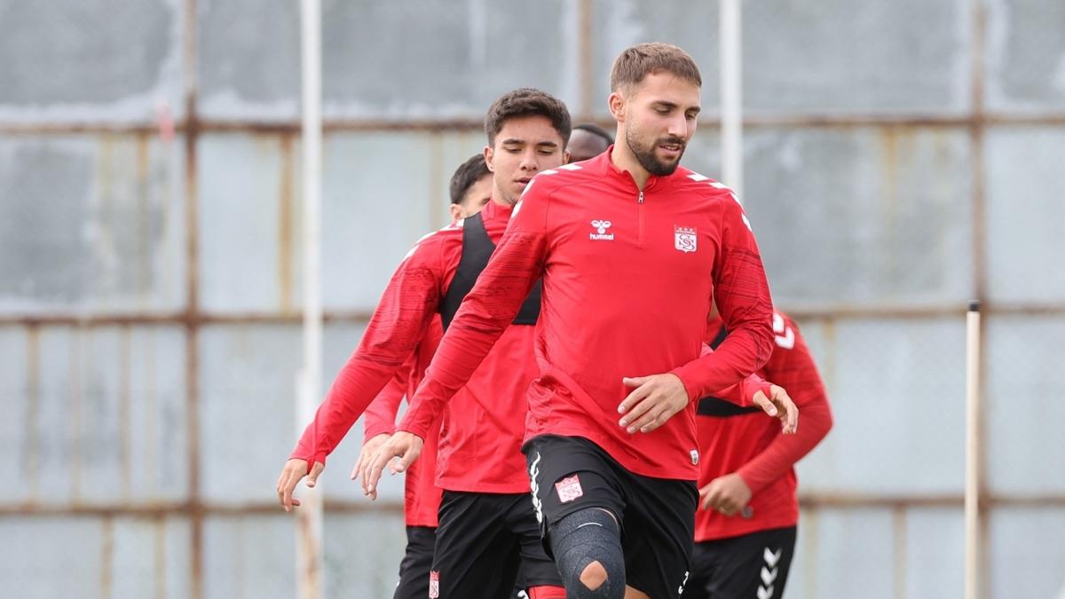 Sivasspor, Sakaryaspor mana hazr