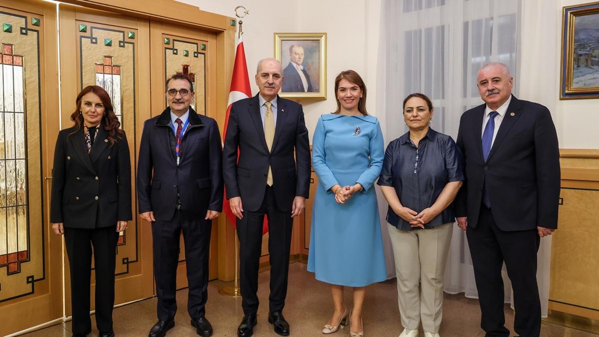 TBMM Bakan Kurtulmu, Budapete Bykeliliini ziyaret etti