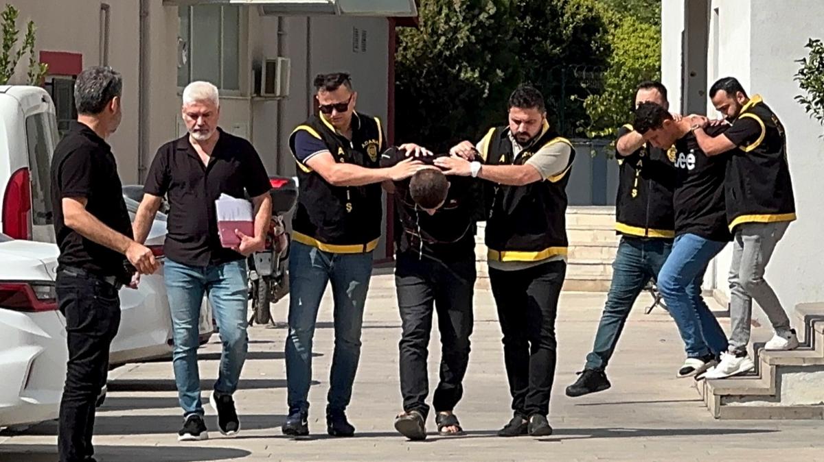 Adana'da sokak ortasnda kapka: 2 zanl tutukland