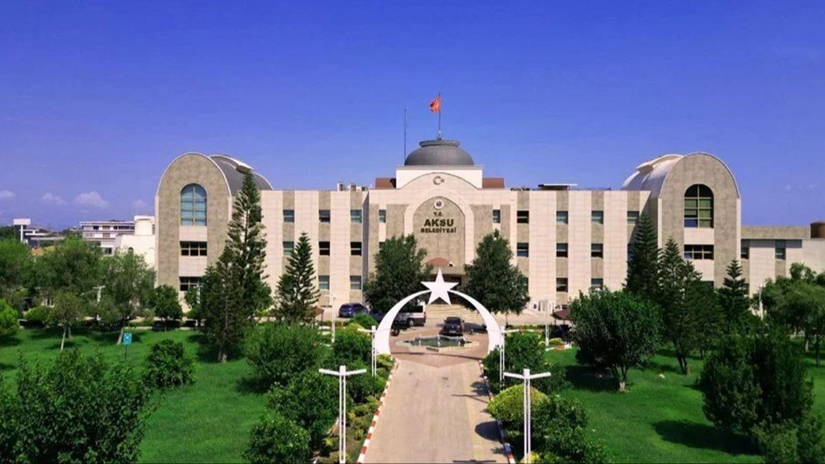 Kongre sonras CHP'de yaprak dkm! Belediye bakannn ardndan yeler de istifa etti