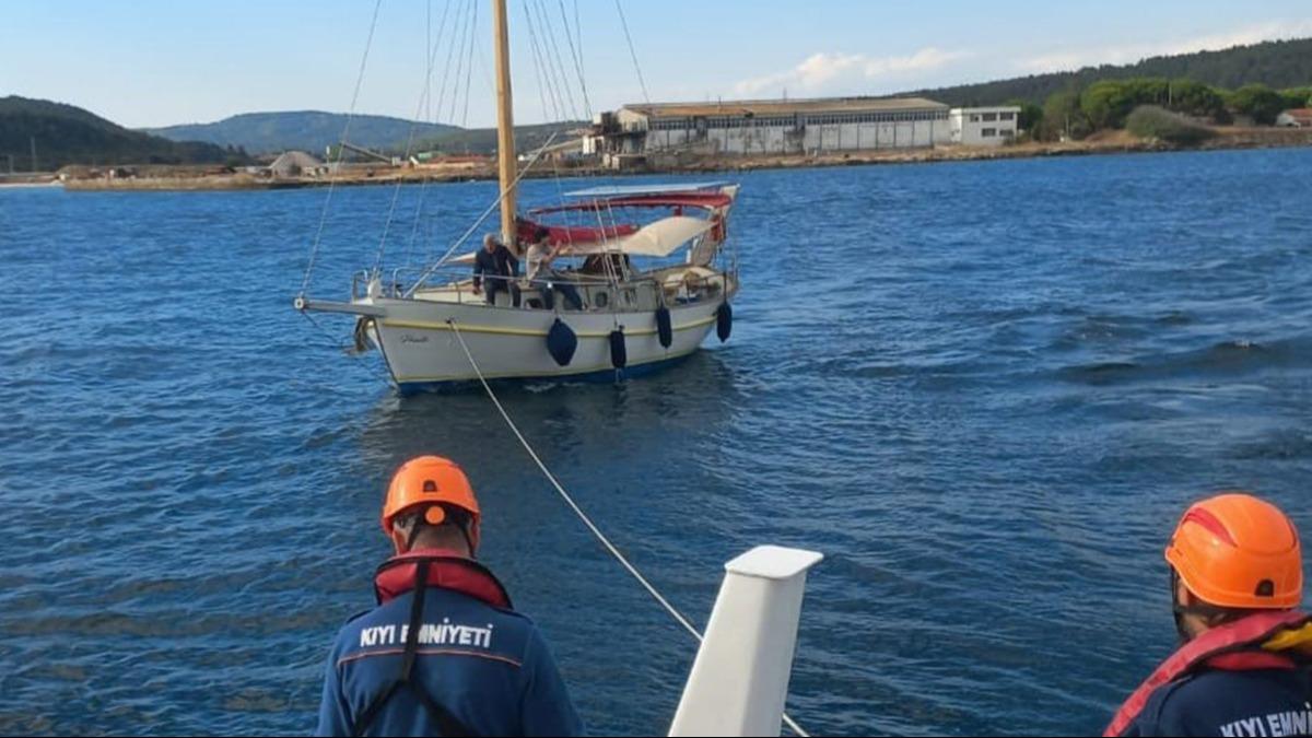 anakkale Boaz'nda arza yapan tekneye acil mdahale: Gvenle limana ekildi
