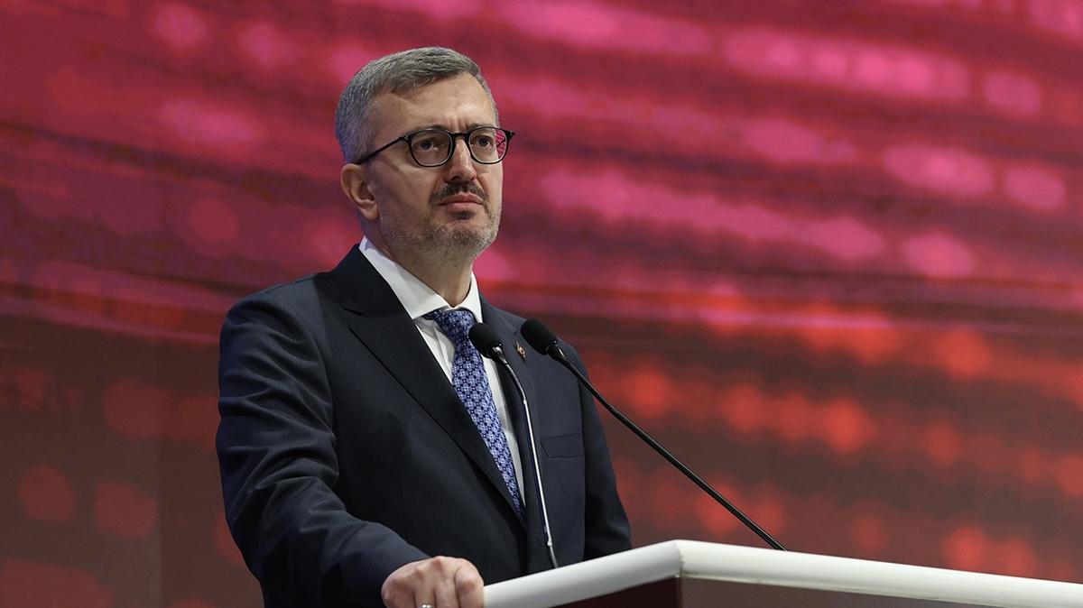 letiim Bakan Duran'dan ehit ailelerine basal mesaj