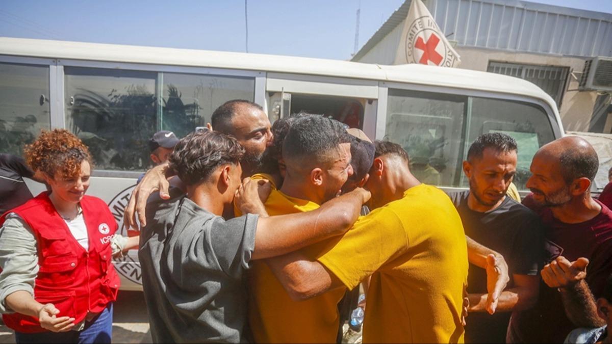 srail ikiyzll! Anlamasyla serbest kalan 40 Filistinli yeniden gzaltna alnd
