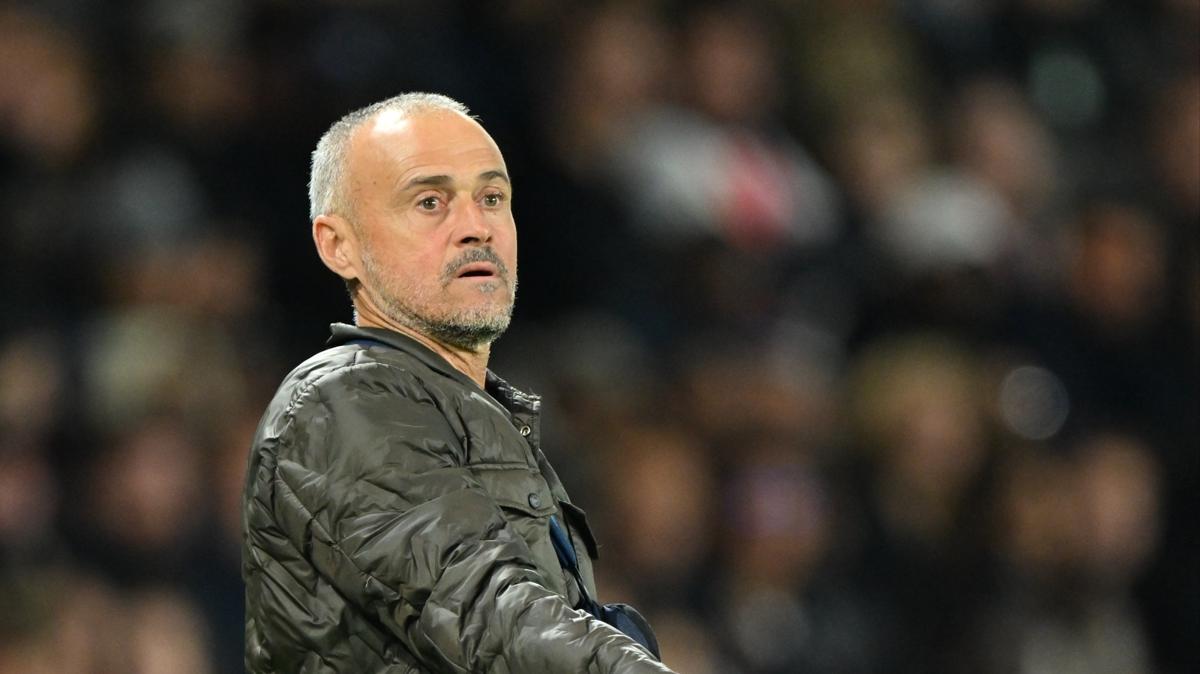 Luis Enrique: Hansi Flick'i bu takmla yaptklarndan dolay takdir ediyorum