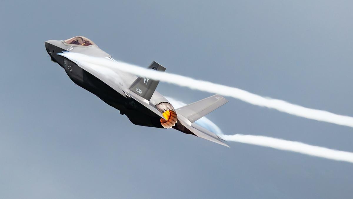 296 adet F-35 iin imzalar resmen atld: Deeri tam 24,3 milyar dolar  