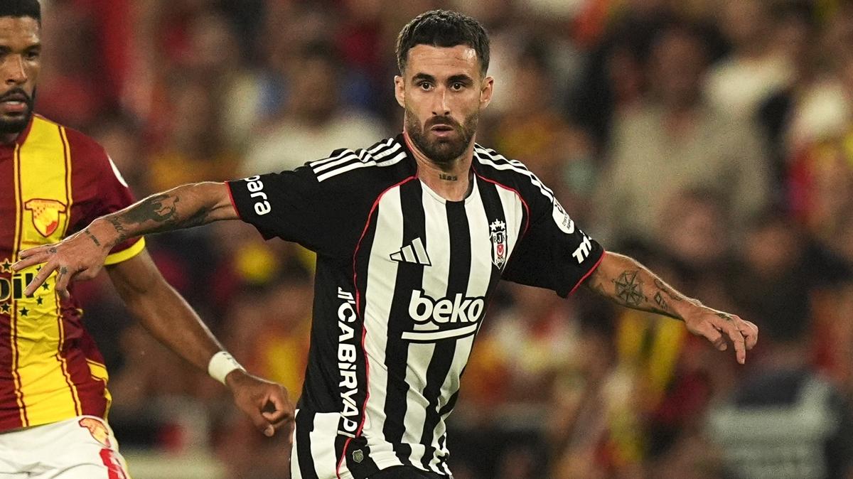 Beikta' Rafa Silva srtlyor  