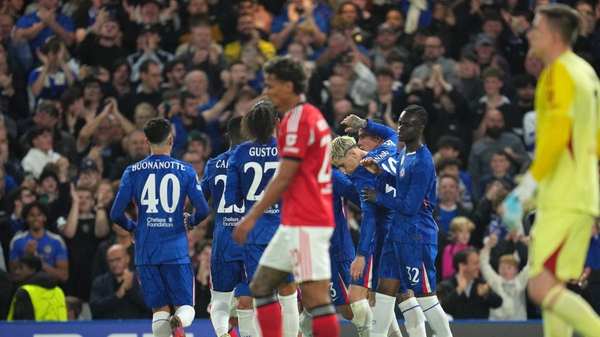 Chelsea, Benfica'y tek golle geti