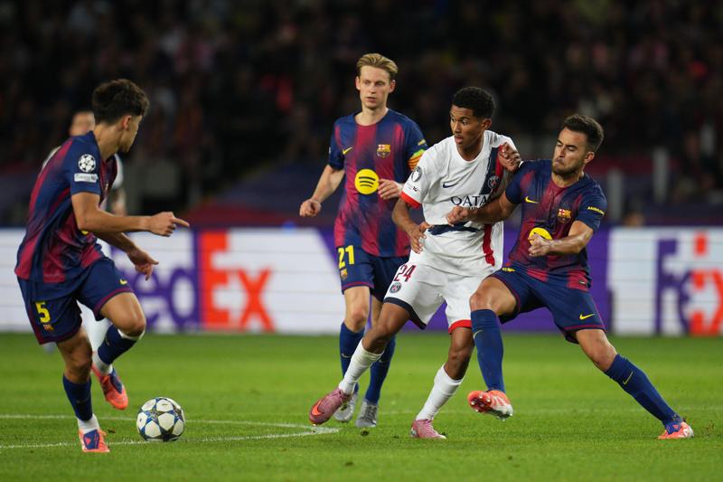 Paris Saint-Germain, Barcelona'yı son dakikalarda yıktı