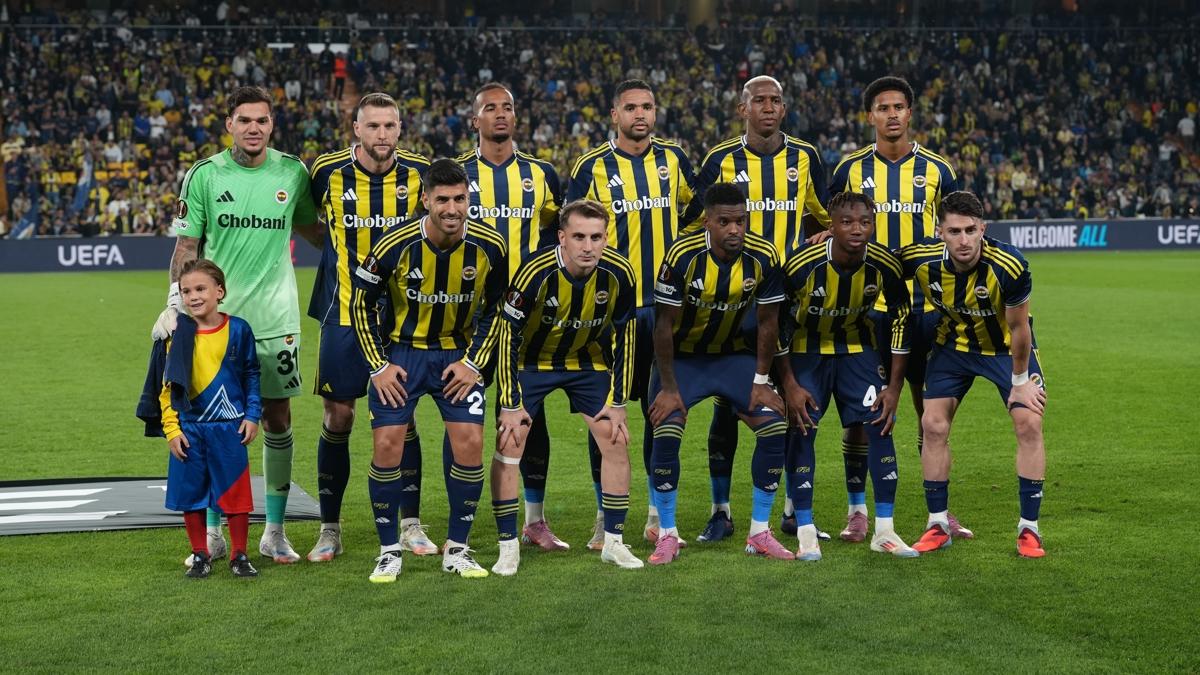 Domenico Tedesco kazanan 11'ini bozmad