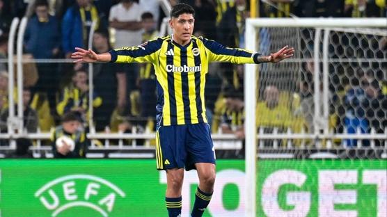 Fenerbahçe'de Edson Alvarez 5 maç sonra forma giydi