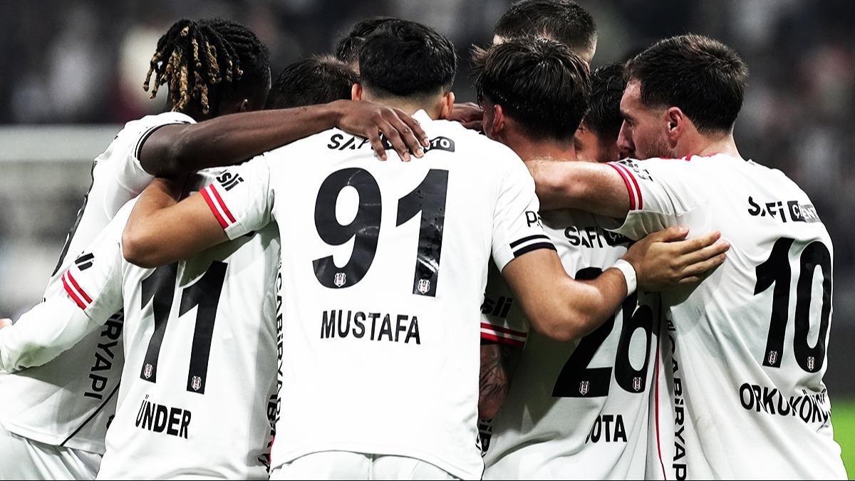 Beikta'ta 13 futbolcu bir ilki yaayabilir! 