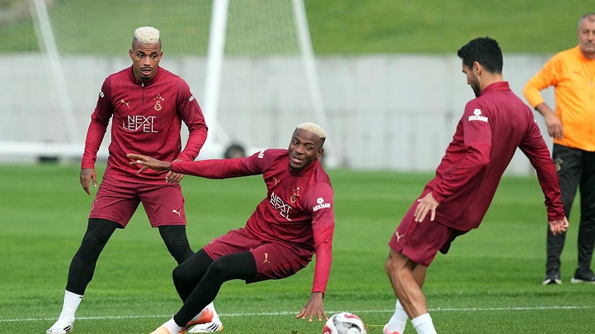 Galatasaray derbi hazrlklarn tamamlad! Matan nce Osimhen gelimesi
