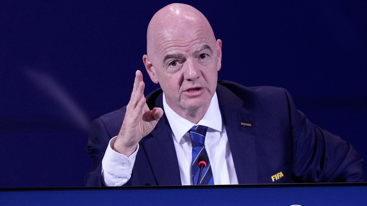 Infantino aklad! FIFA'dan skandal srail karar