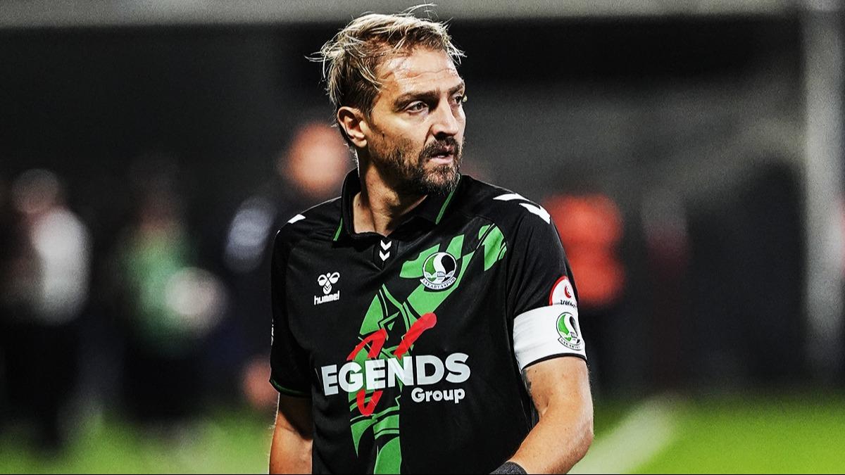 Sakaryaspor'da af karar: Caner Erkin ve Burak Altparmak geri dnd