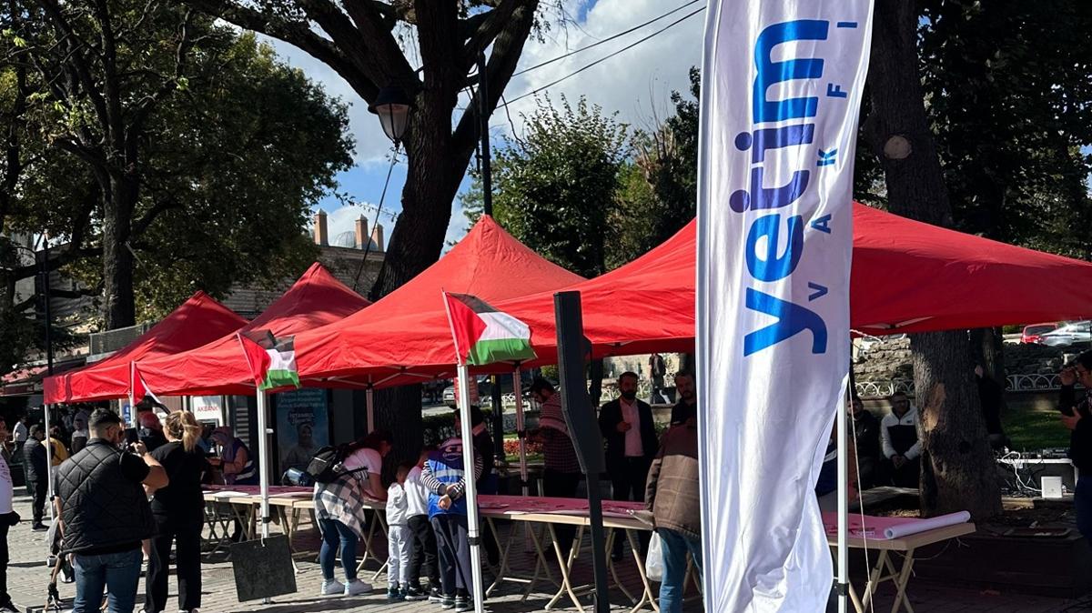 Sultanahmet'ten dnyaya mesaj: Filistinli ocuklarn hayallerine umut izildi 