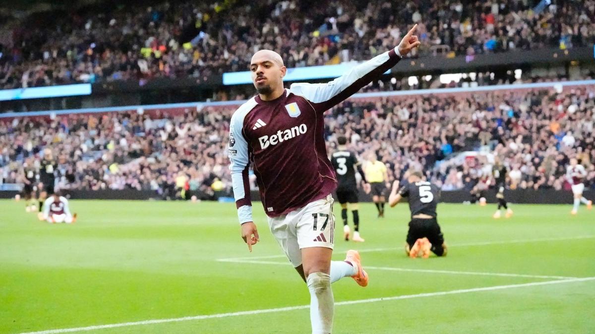 Donyell Malen, Aston Villa'y zafere tad